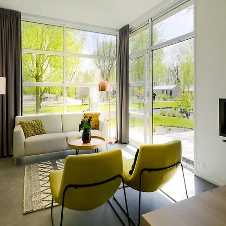 Modern With A Deco Fireplace * Энкхейзен