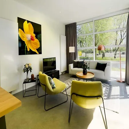 Modern With A Deco Fireplace Casa vacanze *